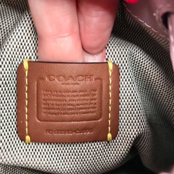 Coach Light Purple Leather Camila Convertible Bucket Bag CJ885 - Picture 11 of 12